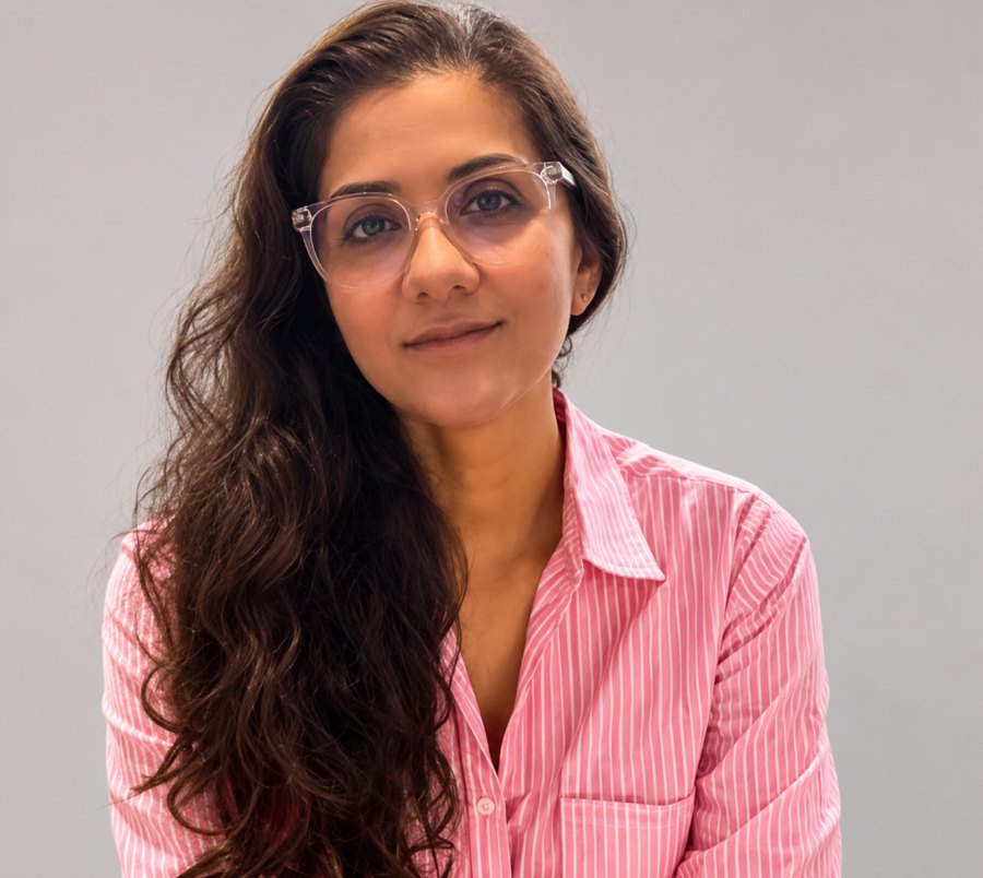 Portrait of Lina Zahid Sayar, Independent Director